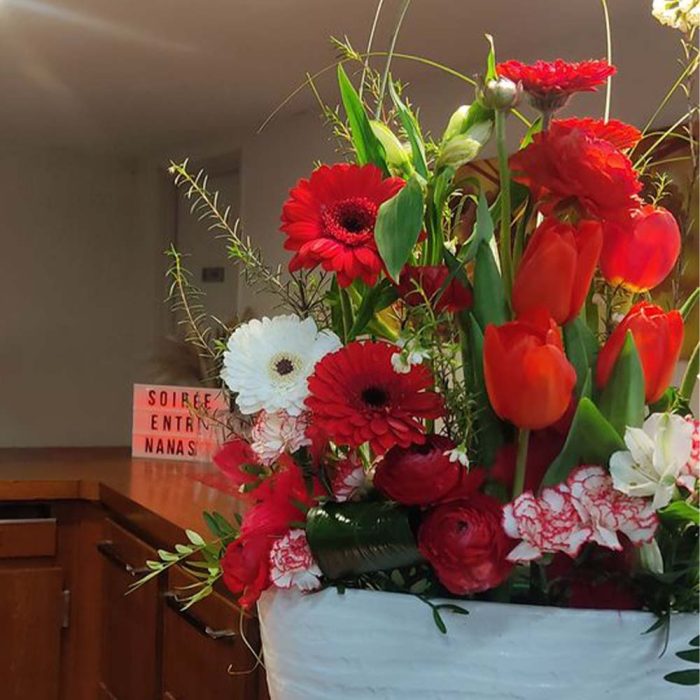 Composition hauteur tons rouge – Image 3