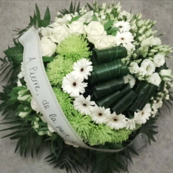 Coussin fleuri – Image 9